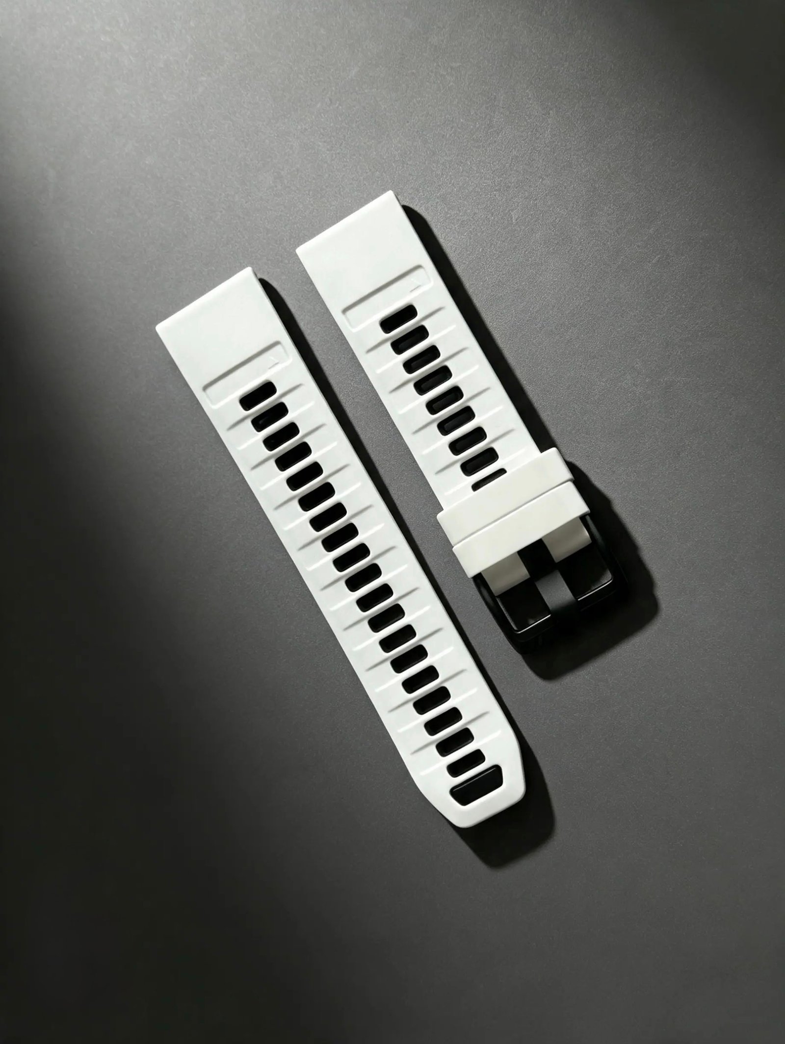 PULSO QUICKFIT BLANCO/NEGRO  22 MM